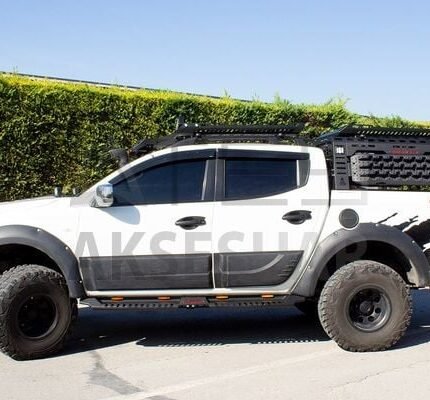 Mitsubishi L200 Dakar Yan Basamak Siyah V2 Işıklı 2015-2019 Arası