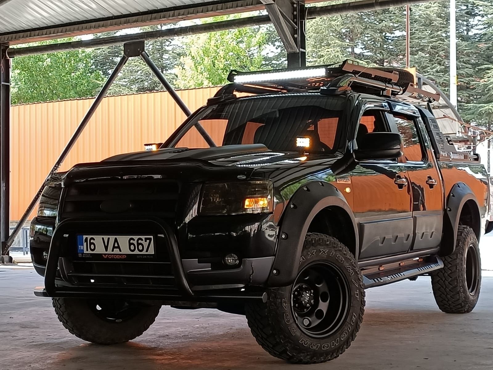 whatsapp-image-2025-03-06-at-11-32-17.jpeg Ford Ranger 2011 Çamurluk Dodikleri Fiberglass - Görsel 1