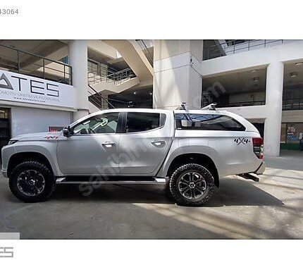 Mitsubishi L200 Camlı Kabin 2015 - 2023